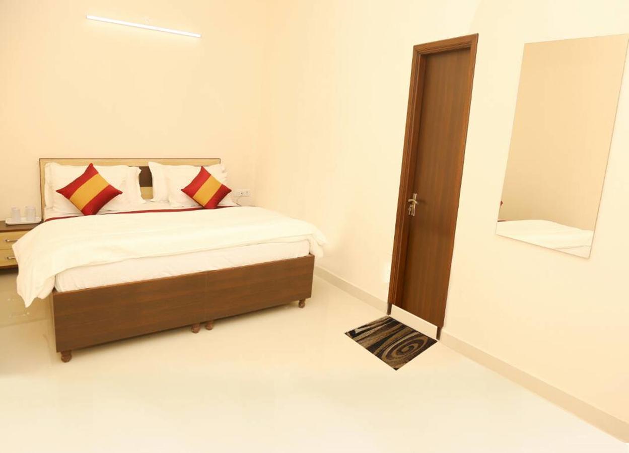 Hotel Temple Inn Amritsar Exterior photo